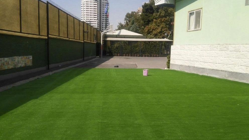 چمن و فنس چمنی دیواری